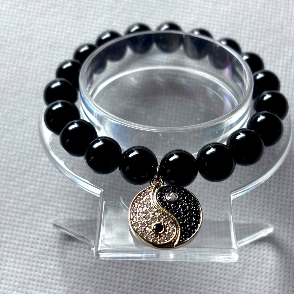 Black agate bracelet